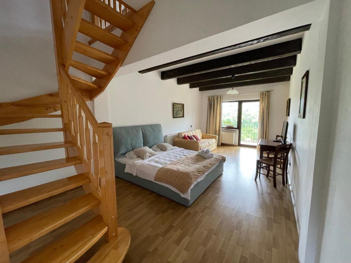 Pensiunea La Maison Bran  Extérieur photo